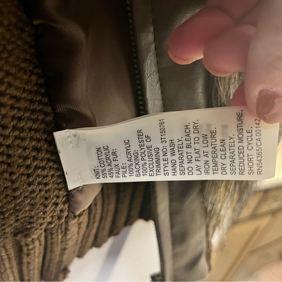 Peter Nygard Faux Fur Vest in Brown and Tan - Picture 7 of 7